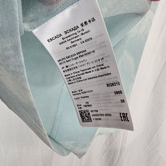 Escada Sport Light Blue Shear Palm Print Tee Shirt Blouse Women's Size 36 - Picture 7 of 7